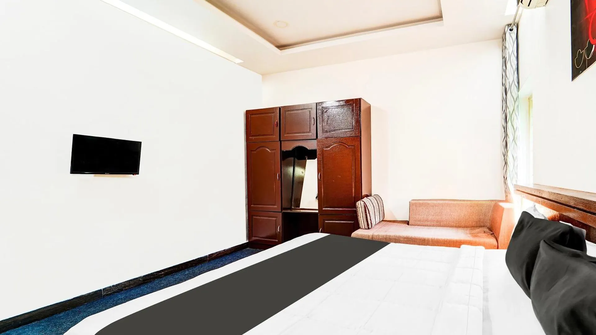 Super Collection O Kazhakuttam Near Al Saj Convention Centre Hotel Andurkonam 0*,
