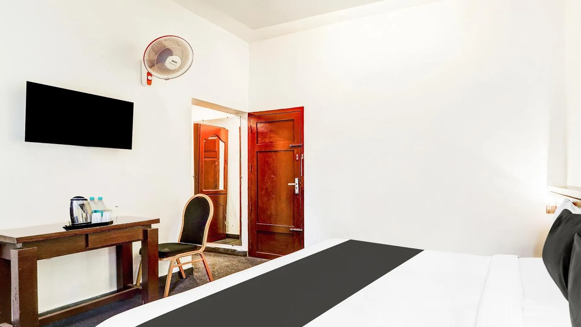Super Collection O Kazhakuttam Near Al Saj Convention Centre Hotel Andurkonam
